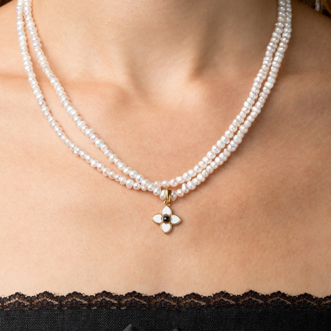 Quatrefoil Layered Pearl Necklace