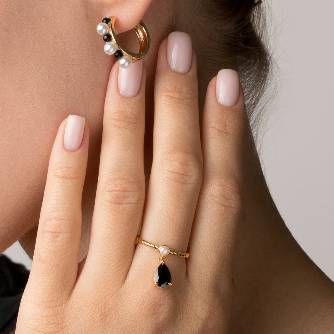 Pearl &amp; Onyx Drop Ring