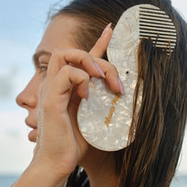 Comb Mirror