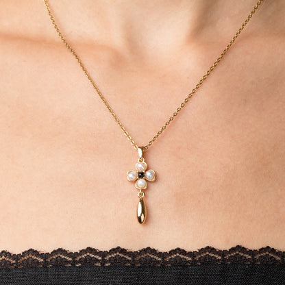 Pearl &amp; Onyx Quatrefoil Necklace